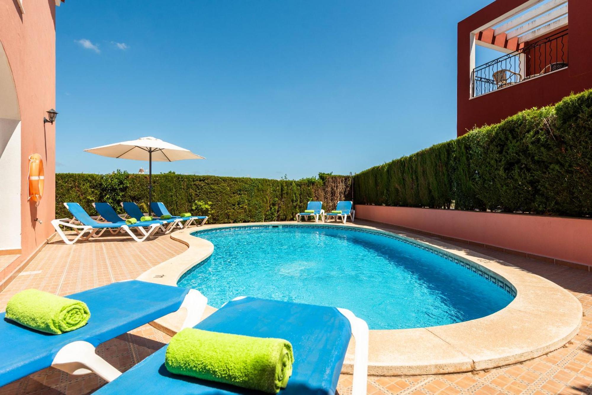 Villas Cala Galdana エクステリア 写真