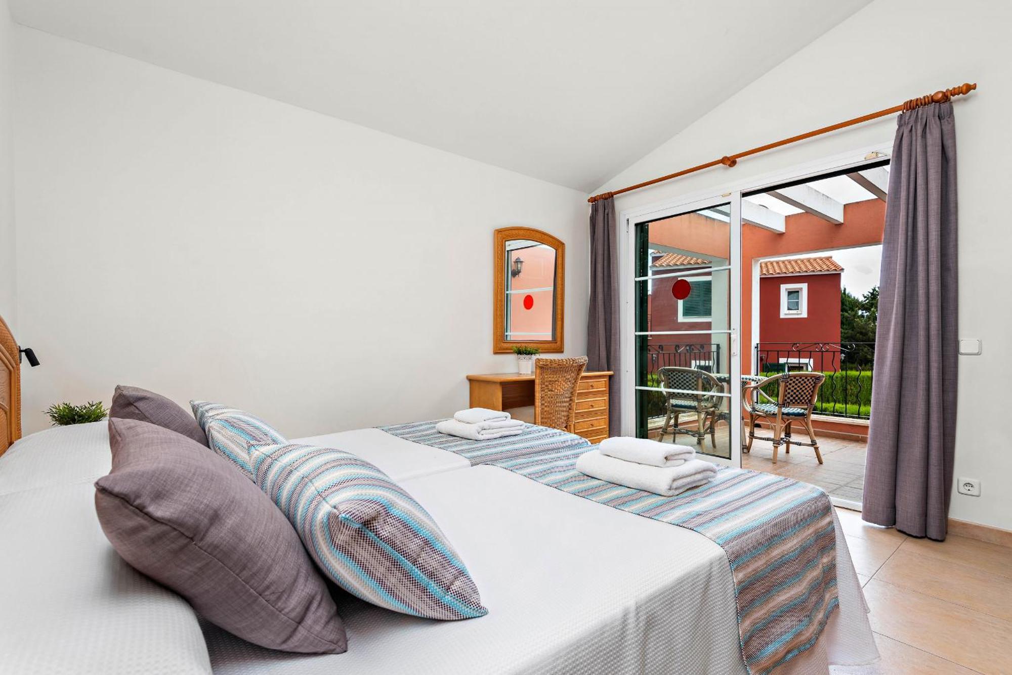 Villas Cala Galdana エクステリア 写真